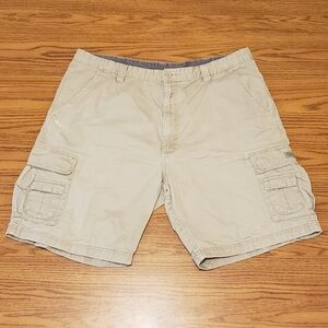 Wrangler Men's Light Tan Cargo Shorts
